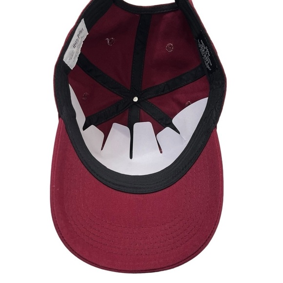 NWT Harry Potter Hogwarts Adjustable Back Maroon Adult Baseball Hat - Picture 4 of 7